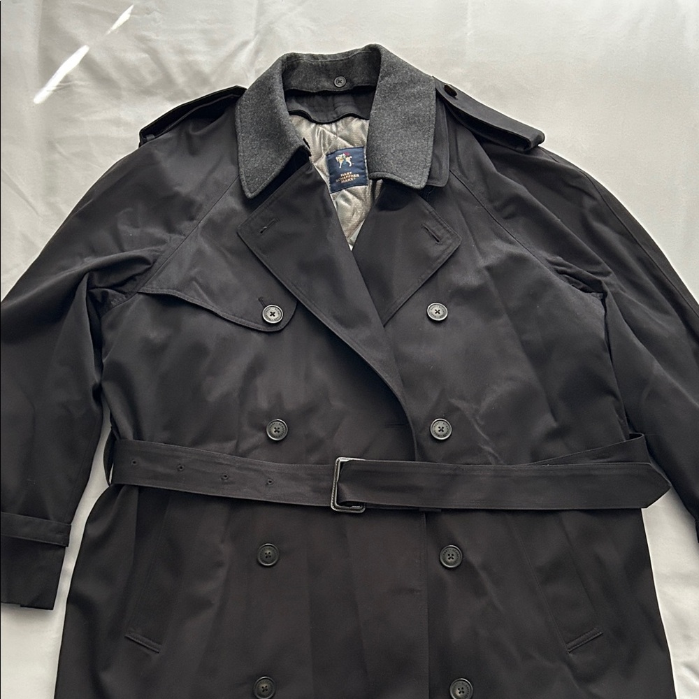 Hart Schaffner Marx Black Double-Breasted Trench Coat 40R
